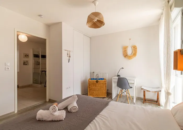 T2 With A Large Furnished Balcony In *